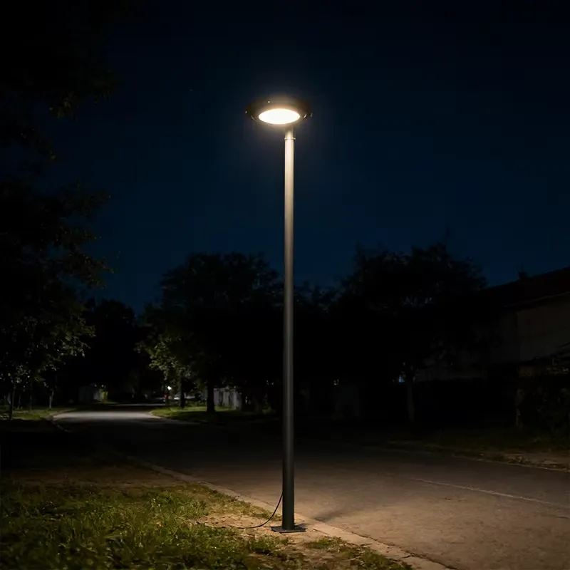 Outdoor Lighting Pole - LED Tuinlamp met stalen paal, buitenlamp